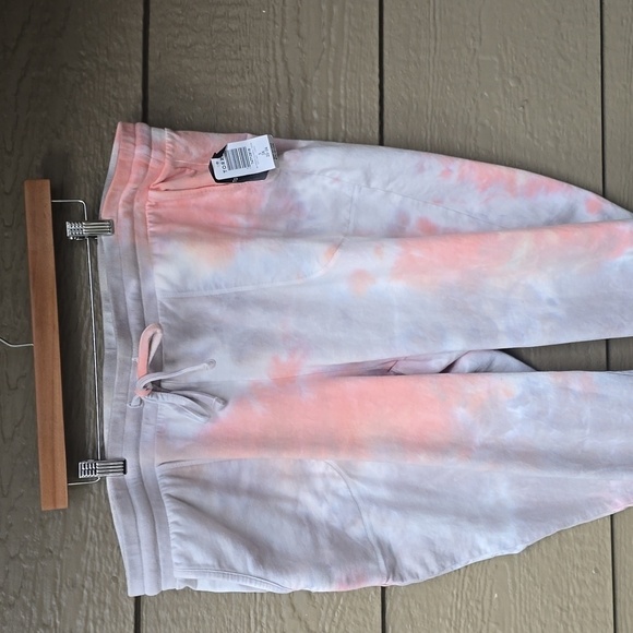Torrid Everyday Fleece Classic Fit Crop Active Jogger Terry Tie-Dye Coral 3x NWT - Picture 9 of 14
